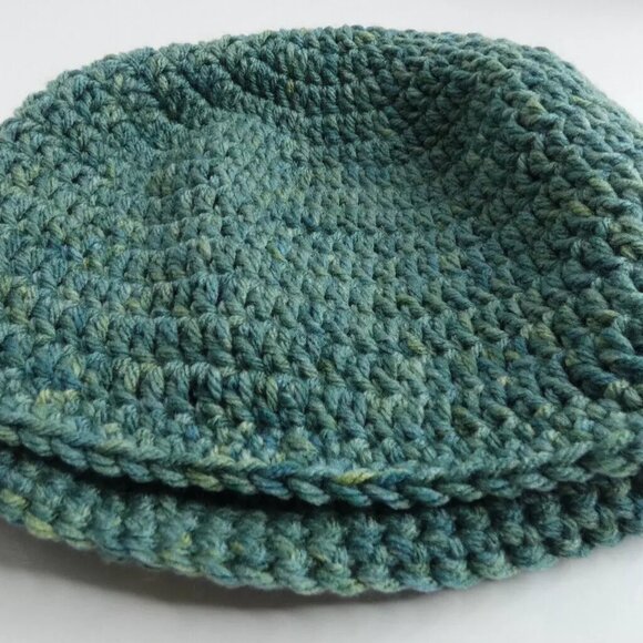 Skull Cap Army Green Beanie Hat Handmade Crochet Hand Knit Soft Warm Size OS - Picture 6 of 7